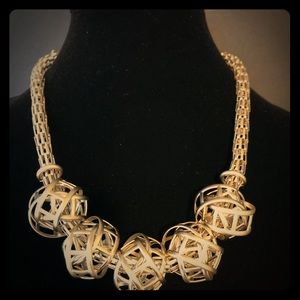Knot your average necklace